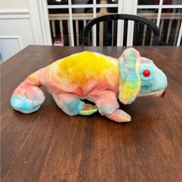 Ty Classic Buddy Rainbow the Chameleon NWT Plush Stuffed Animal - Picture 6 of 8